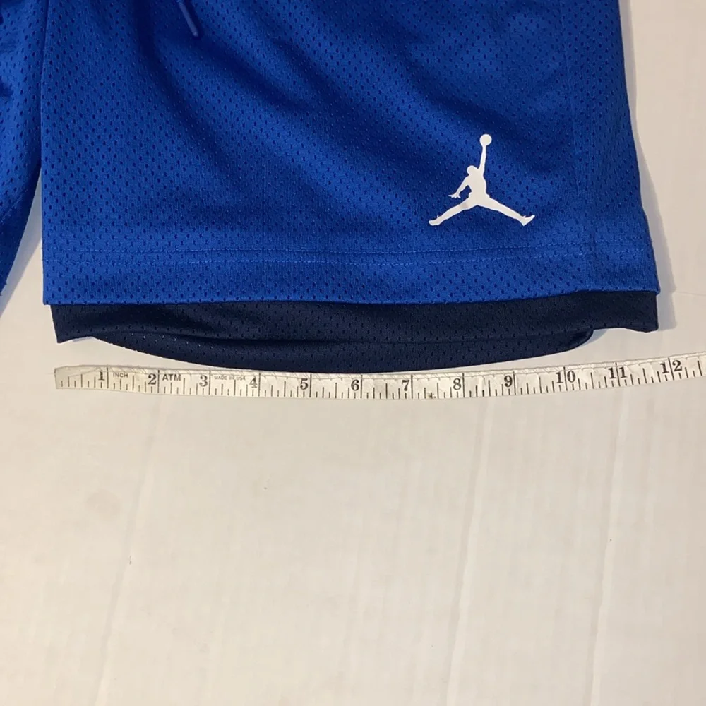 Jordan Men’s Medium Mesh Basketball Shorts